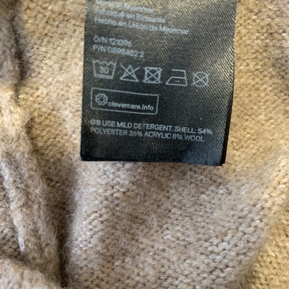 Wool blend joggers EUC - Picture 8 of 8